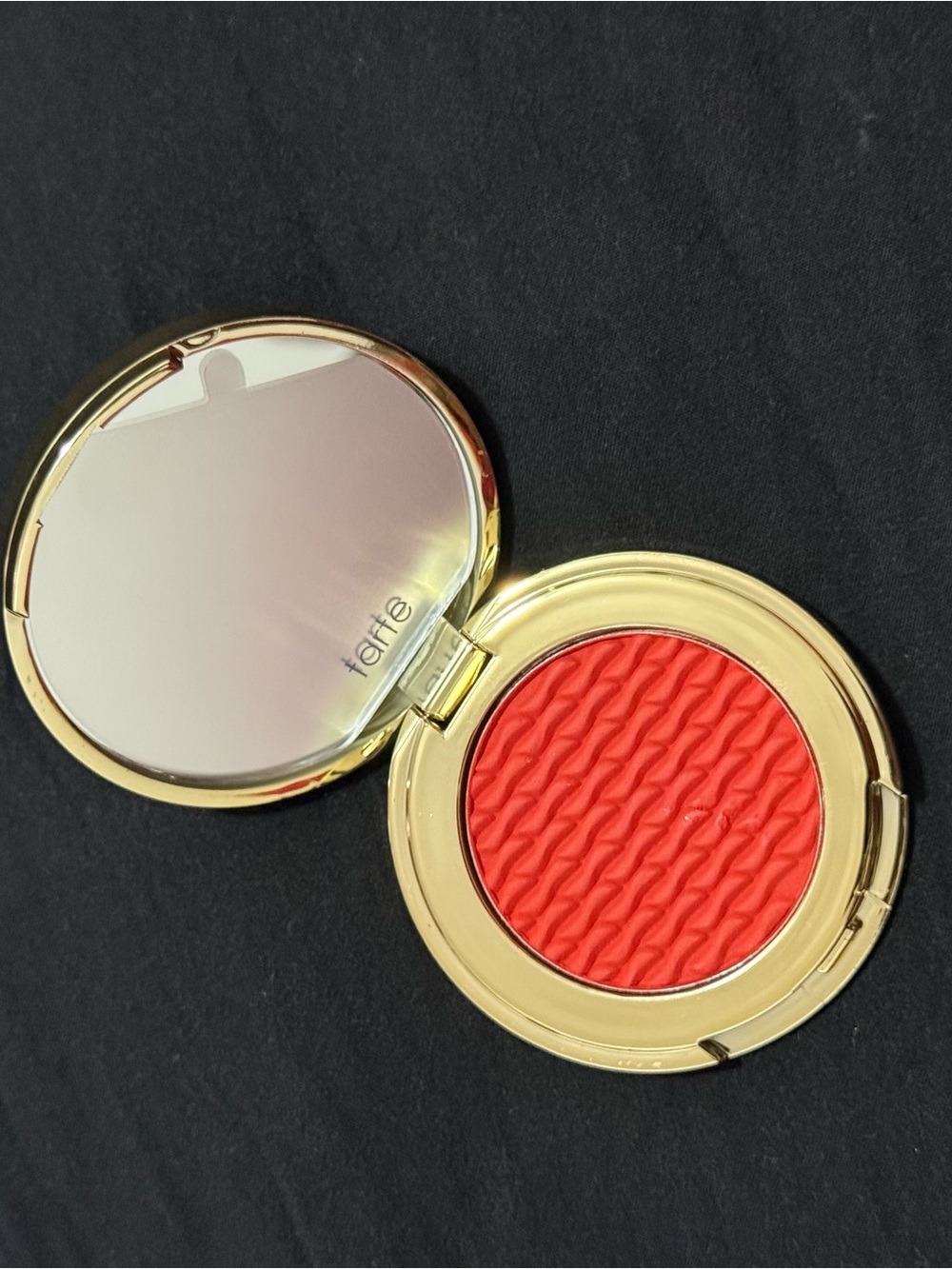 Tarte Blush Compact - Red “chic” powder blush brand new